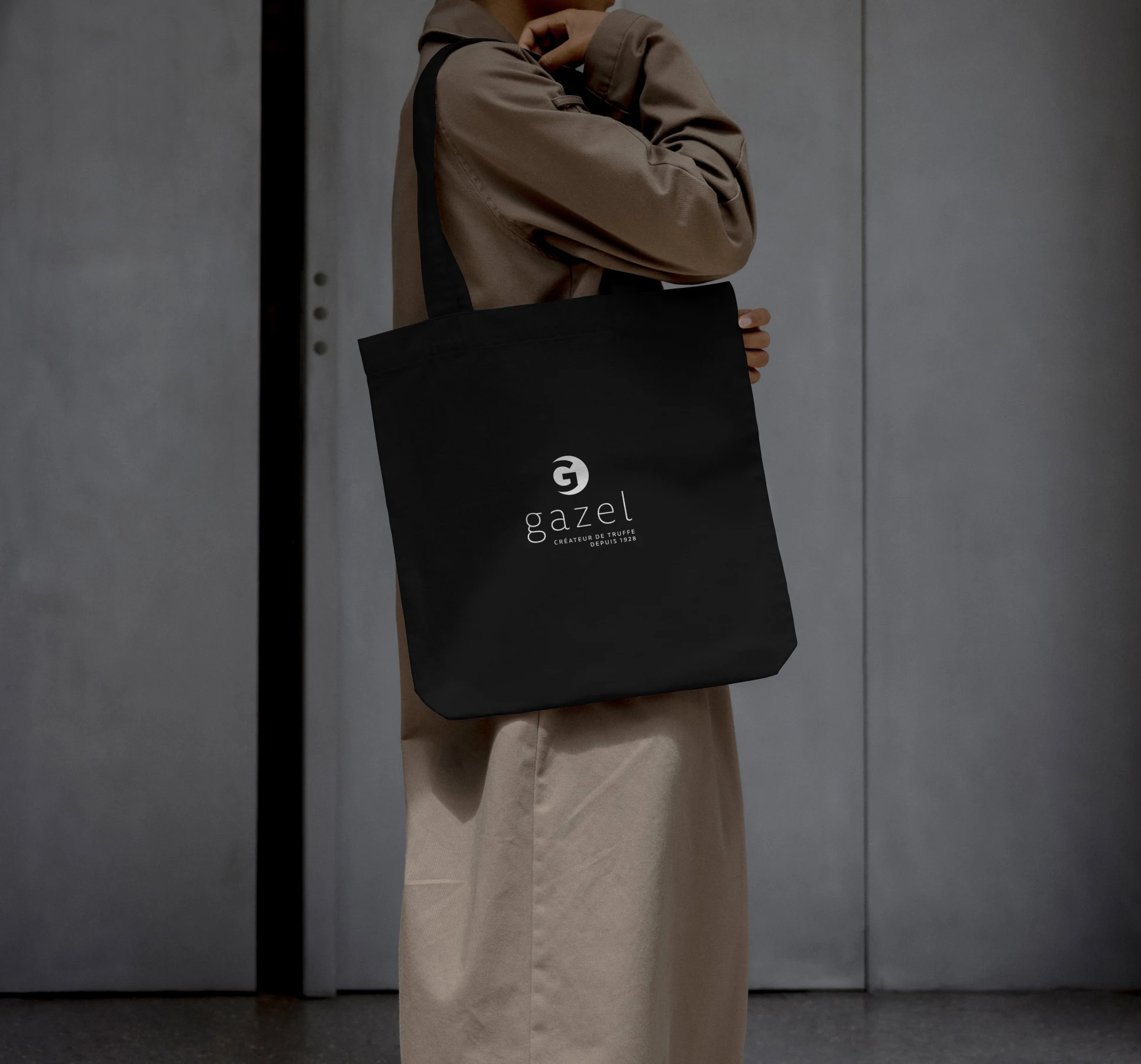 Tote bag Gazel — mise en situation urbaine